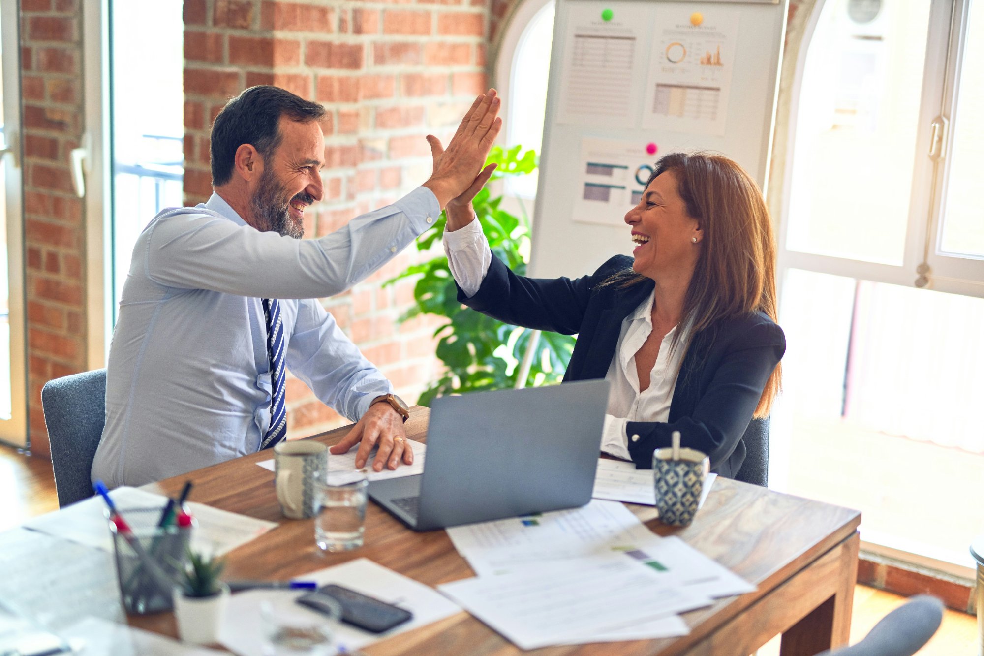 5 Reasons to Refer Friends to AT&T Fiber Instead of Cable Internet